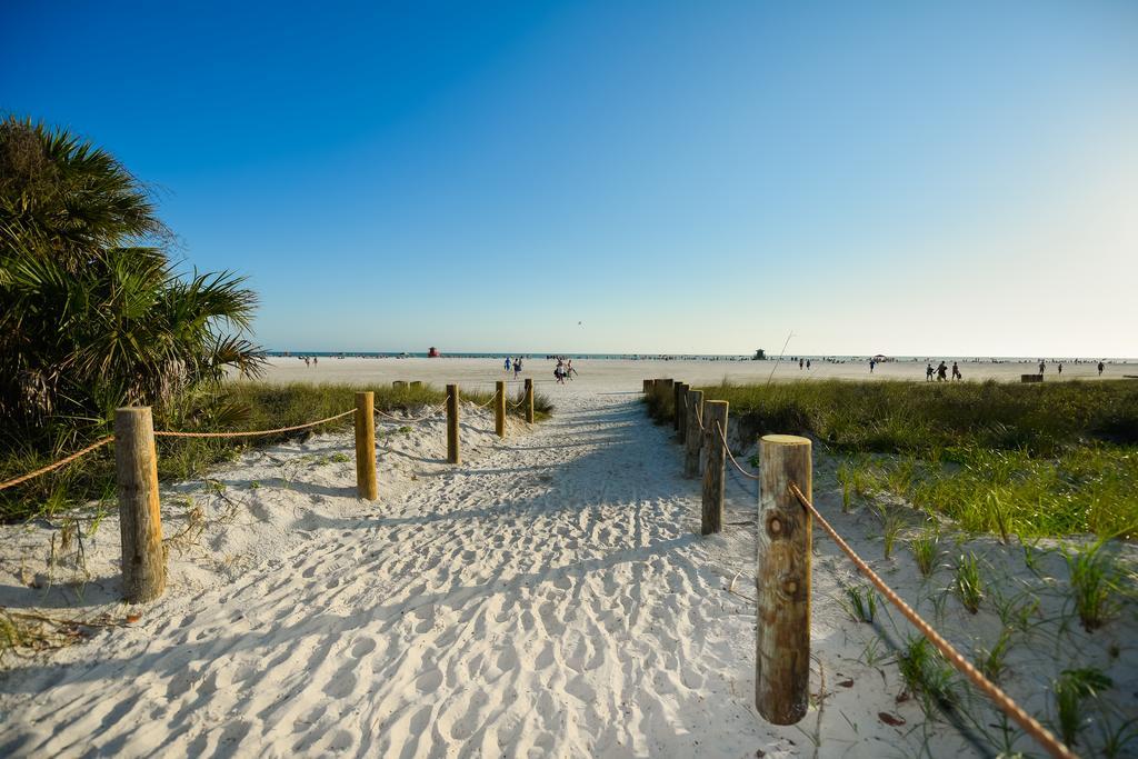 Village House By Beachside Management Siesta Key Exterior photo