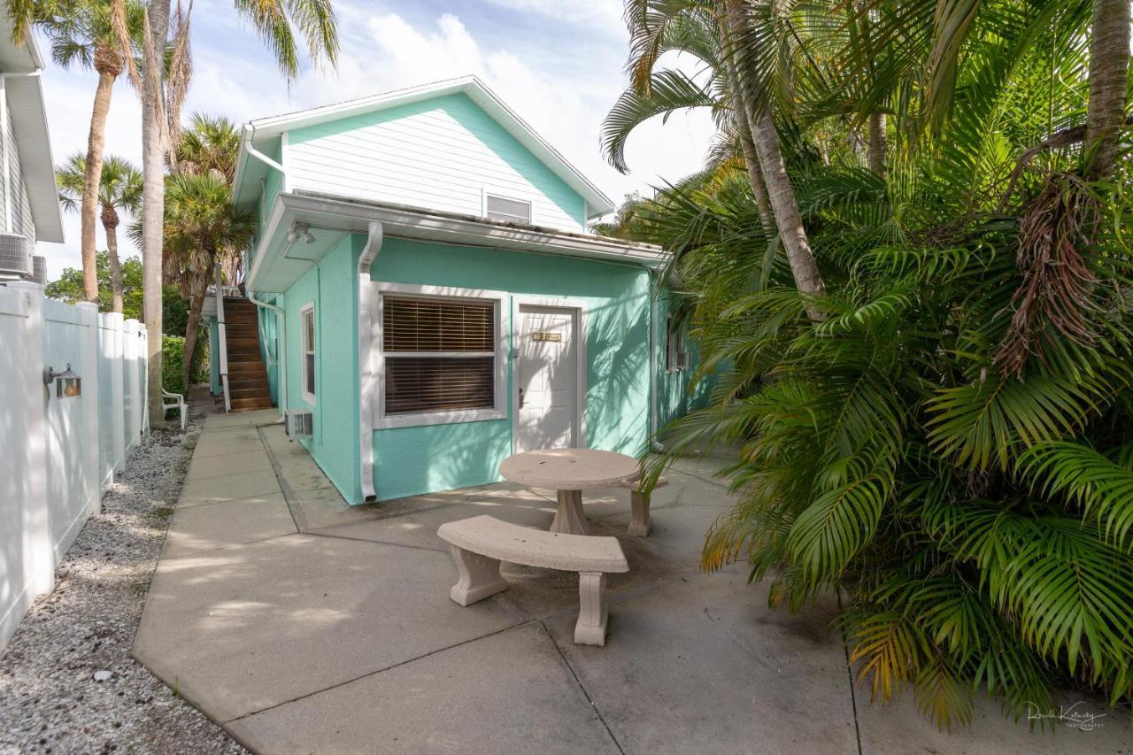 Village House By Beachside Management Siesta Key Exterior photo